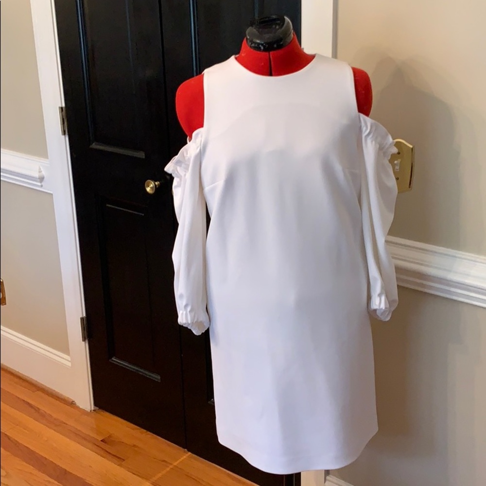 Tibi white cold shoulders 👗 dress